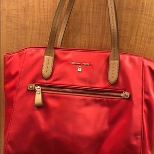 Michael Kors Tote $120 on Venmo